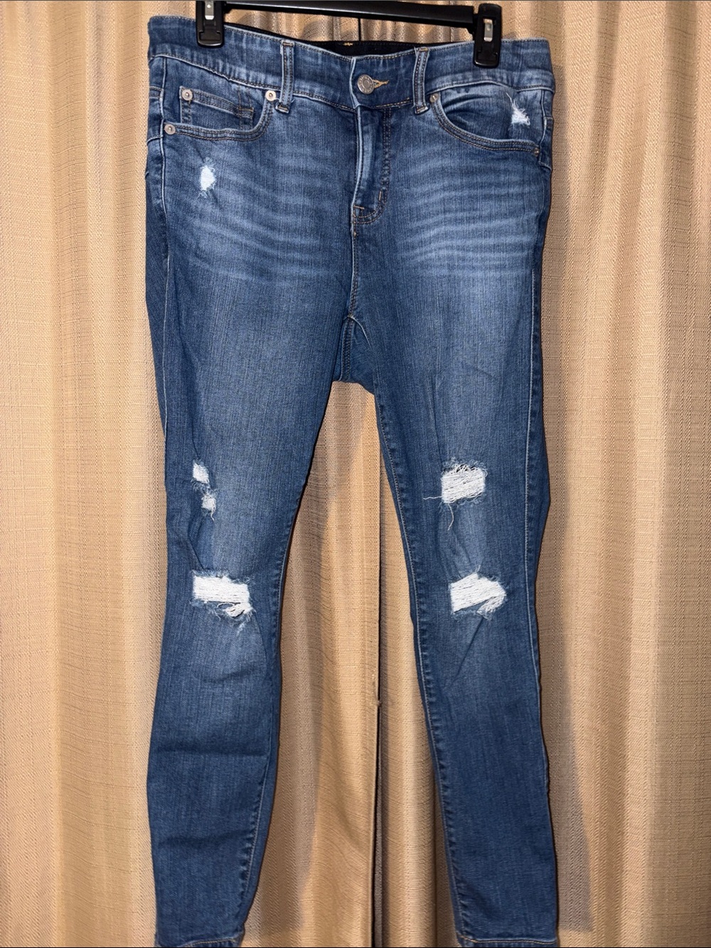 Torrid Bombshell High Rise Skinny Jean in a 12 short